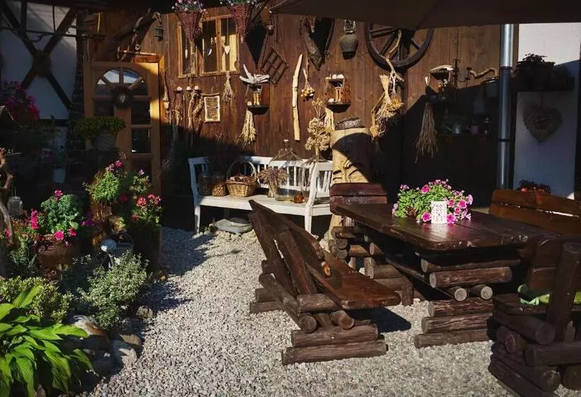 ペンション Guesthouse Eden