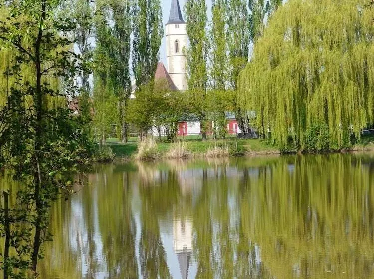Majatalo Weingut Gastehaus Weigand