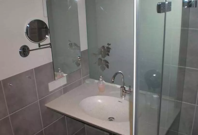 Majatalo Weingut Gastehaus Weigand