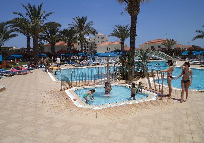 Seagull Hotel Apartments