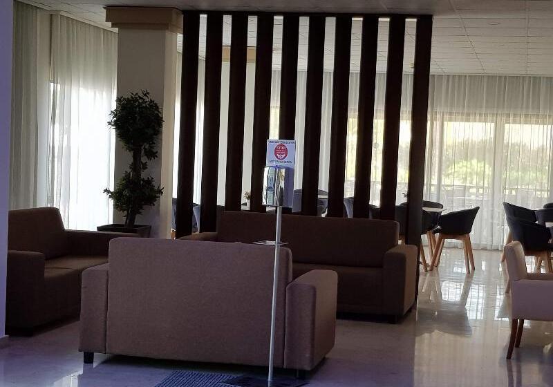 Seagull Hotel Apartments