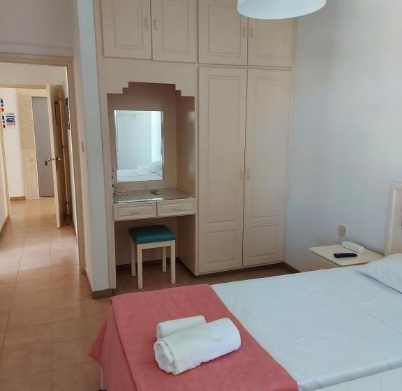 Seagull Hotel Apartments