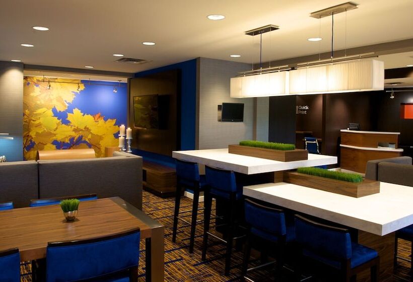 酒店 Country Inn & Suites By Radisson, Columbus Edinburgh