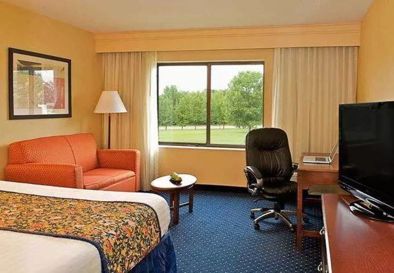 ホテル Country Inn & Suites By Radisson, Columbus Edinburgh