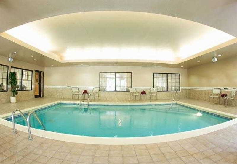 酒店 Country Inn & Suites By Radisson, Columbus Edinburgh