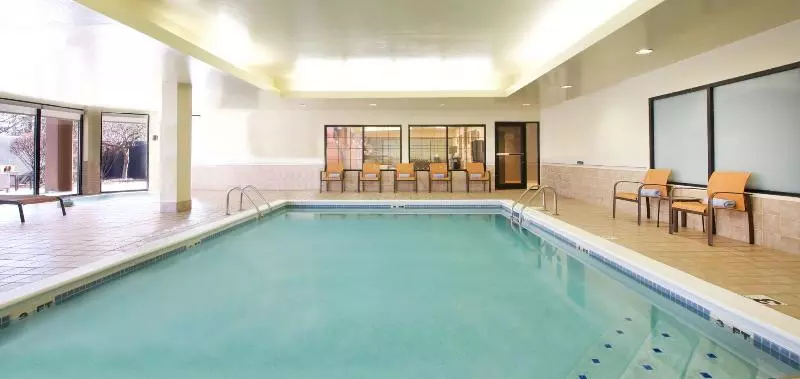 ホテル Country Inn & Suites By Radisson, Columbus Edinburgh