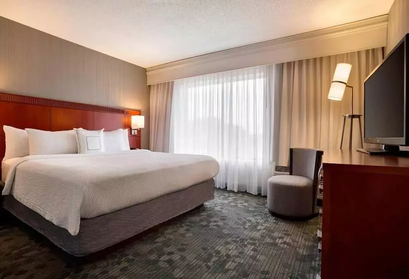 ホテル Courtyard By Marriott Champaign