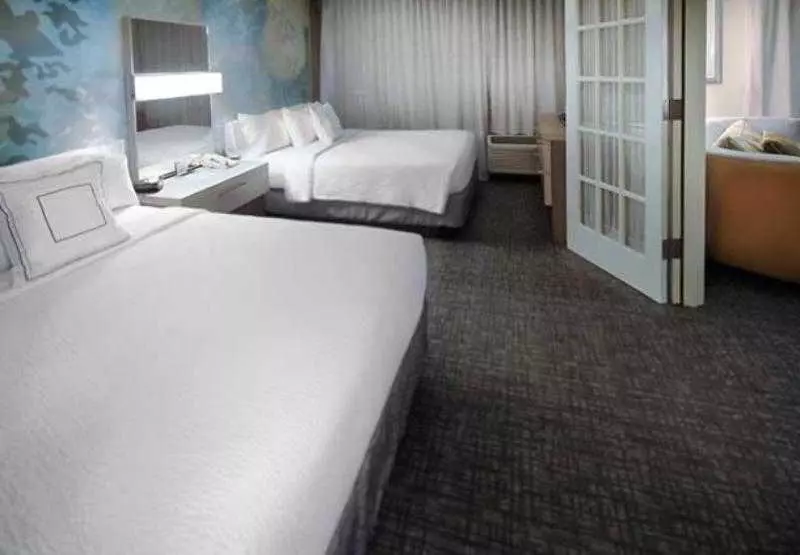 هتل Courtyard By Marriott Dallas Dfw Airport North/irving