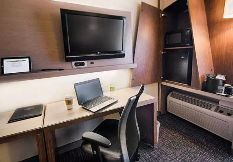 هتل Courtyard By Marriott Dallas Dfw Airport North/irving