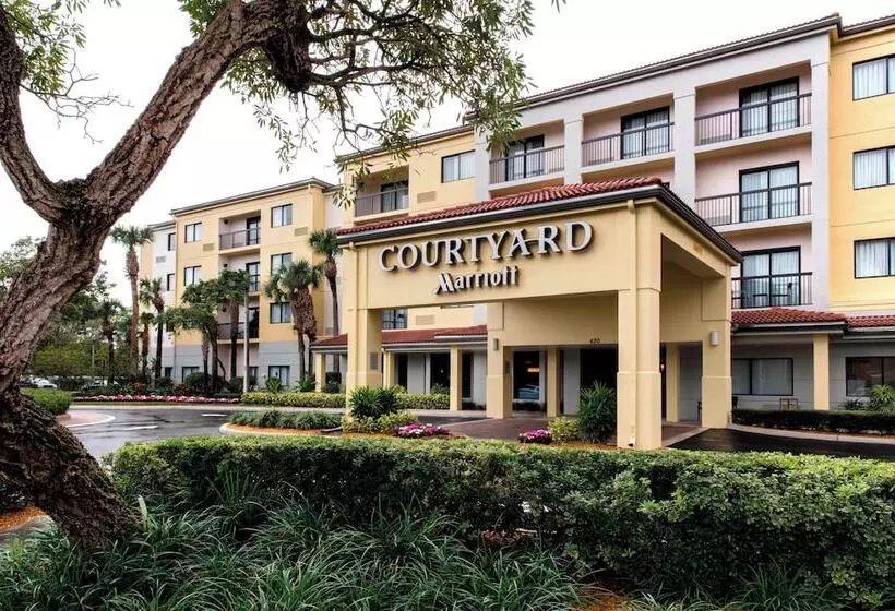 فندق Courtyard By Marriott Fort Lauderdale Coral Springs