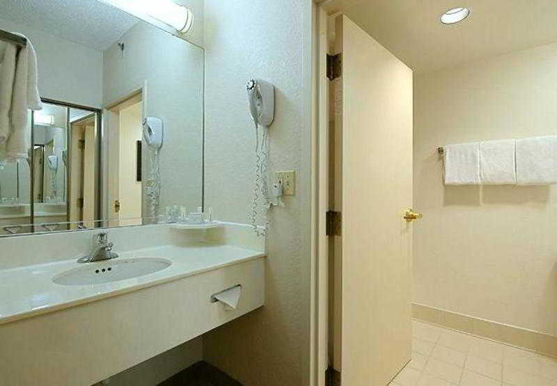 Отель Courtyard By Marriott Fort Lauderdale Coral Springs
