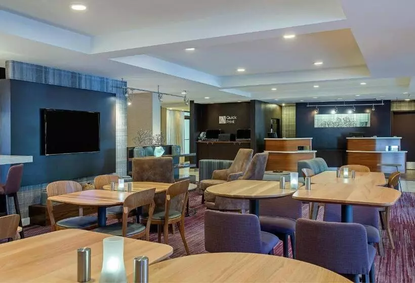 فندق Courtyard Knoxville Cedar Bluff