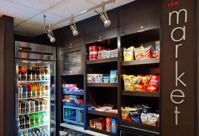 فندق Courtyard Knoxville Cedar Bluff