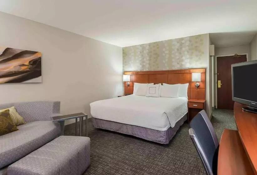 فندق Courtyard Knoxville Cedar Bluff