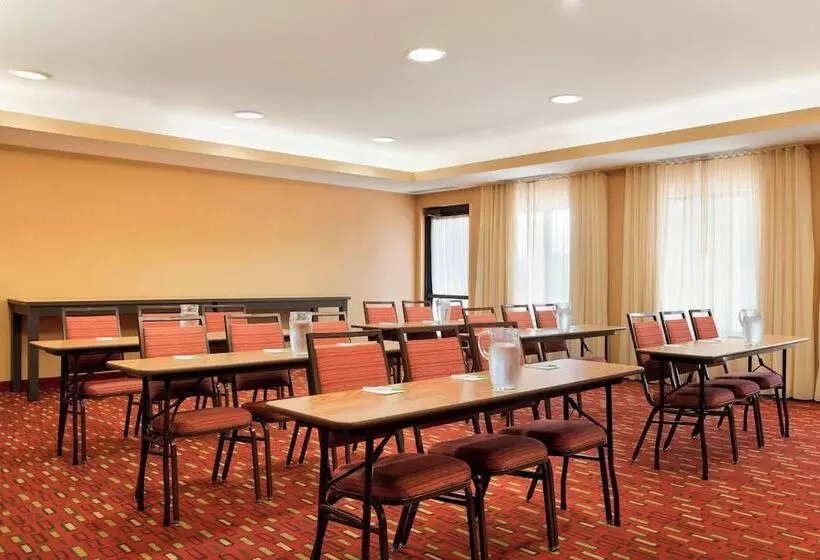 호텔 Courtyard By Marriott Peoria