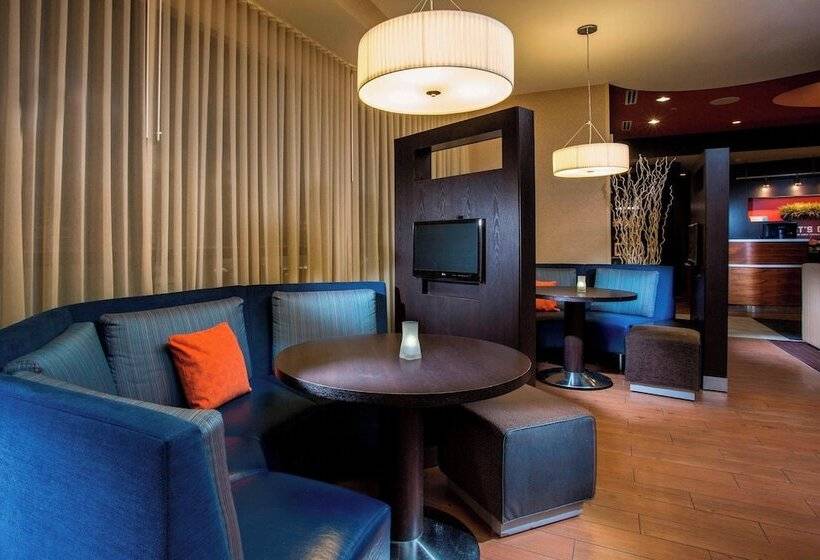 Отель Courtyard By Marriott Peoria