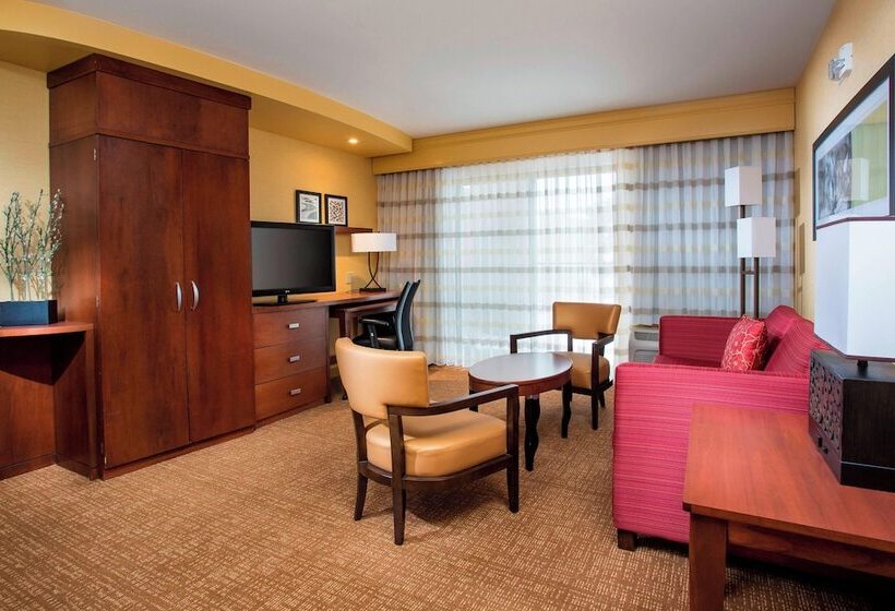 Отель Courtyard By Marriott Peoria