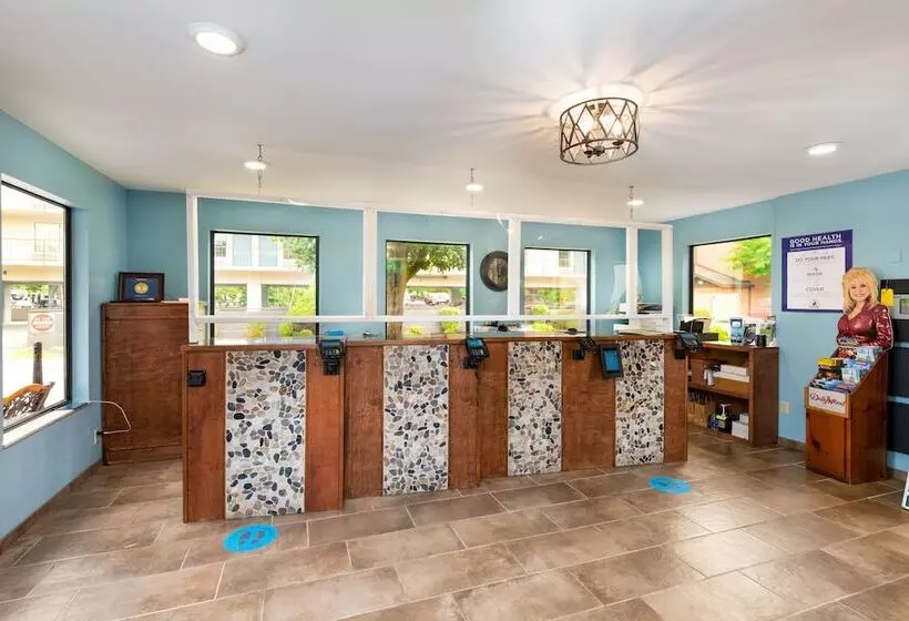 ホテル Creekstone Inn