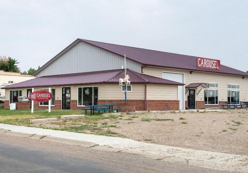 OYO Hotel Shelby MT Hwy 2 & I-15