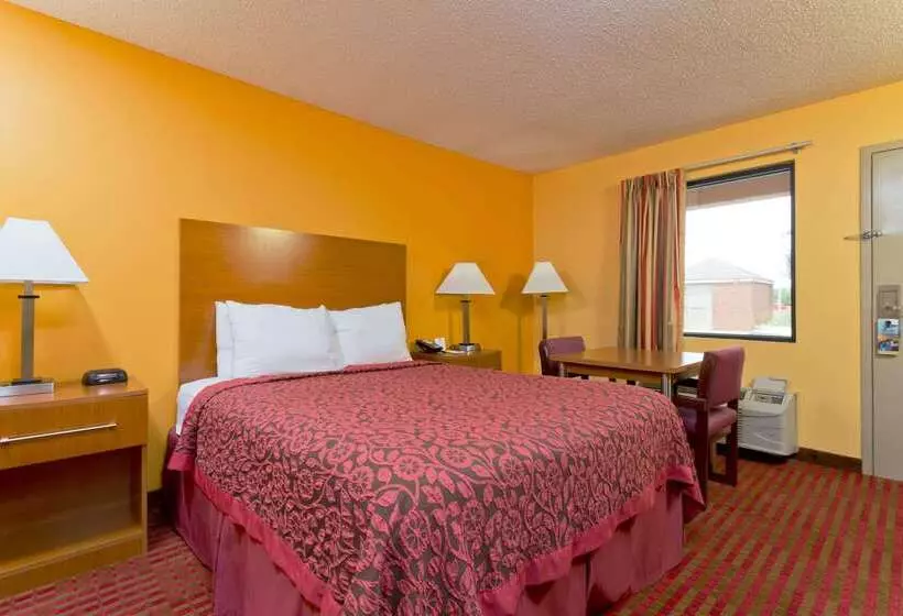 Отель Days Inn By Wyndham Franklin