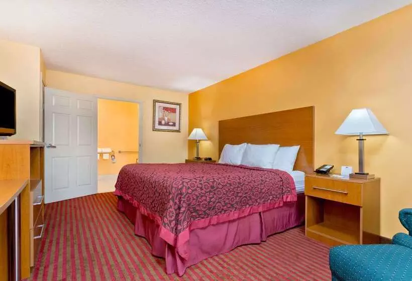 Отель Days Inn By Wyndham Franklin