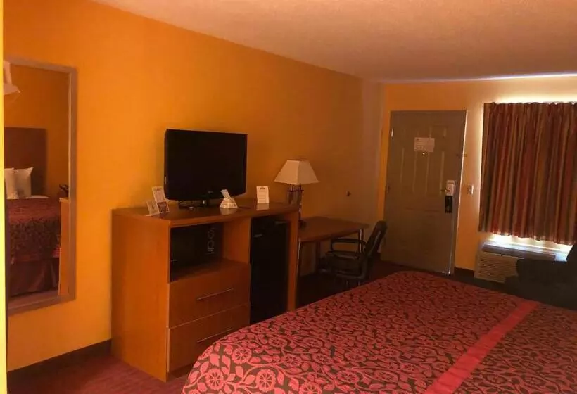 Отель Days Inn By Wyndham Franklin