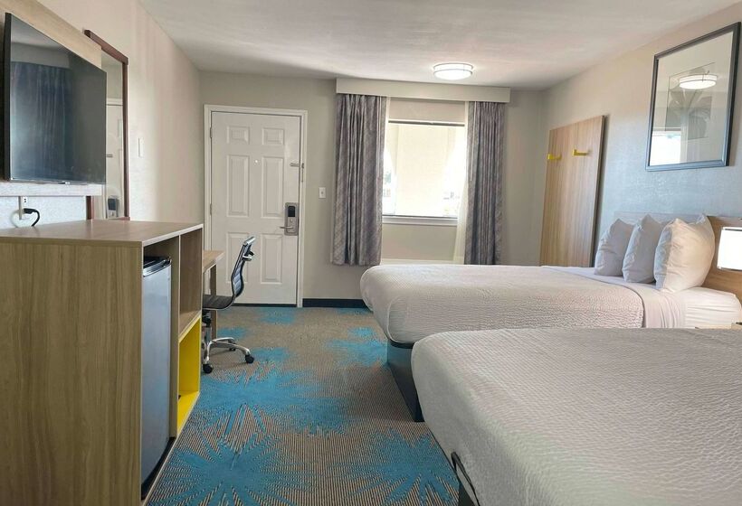 Отель Days Inn By Wyndham Temple