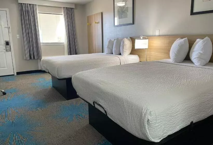 호텔 Days Inn By Wyndham Temple