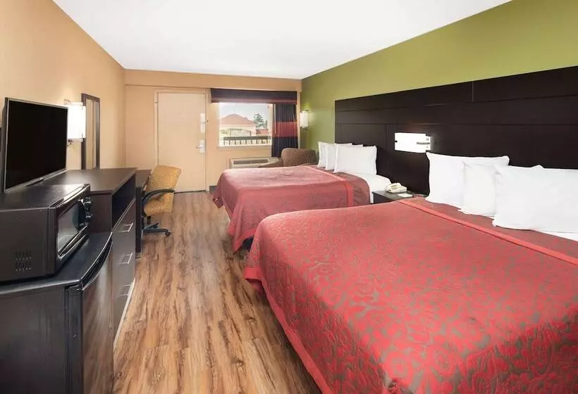 בית מלון כפרי Days Inn By Wyndham Tupelo