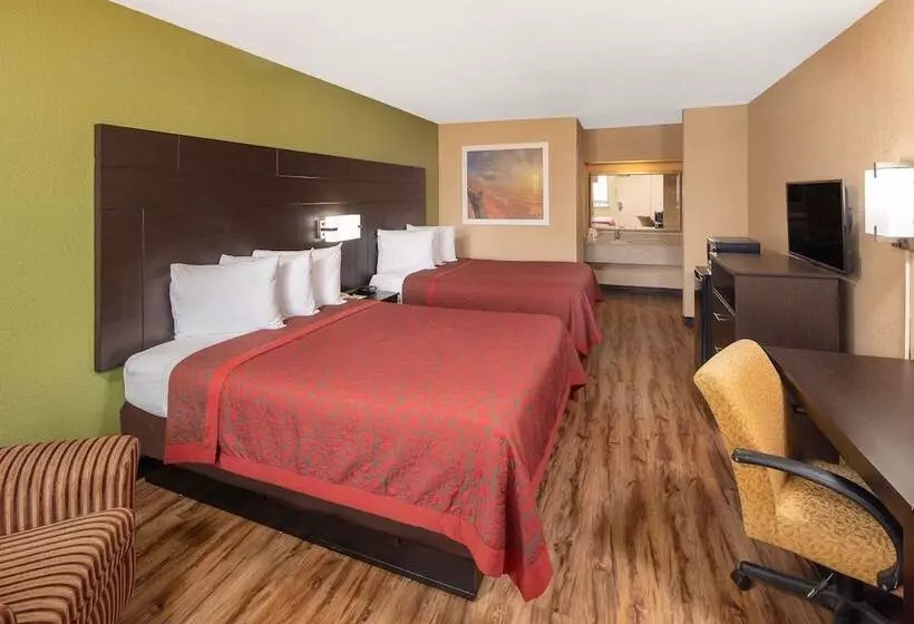 בית מלון כפרי Days Inn By Wyndham Tupelo