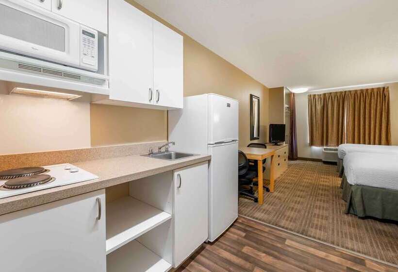 Отель Extended Stay America Suites Cincinnati Blue Ash Kenwood Road
