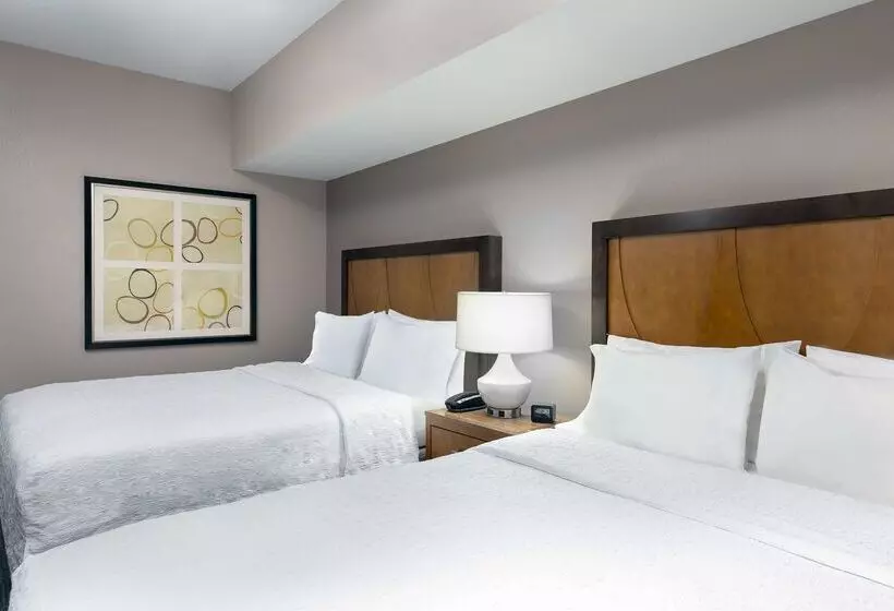 בית מלון כפרי Hampton Inn & Suites Clayton/st. Louisgalleria Area