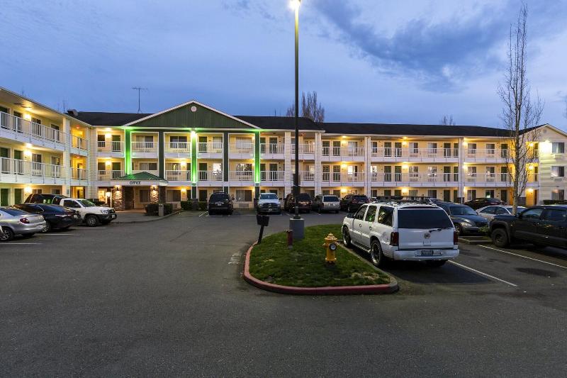 בית מלון כפרי Hometowne Studios By Red Roof Seattle   Kent/des Moines