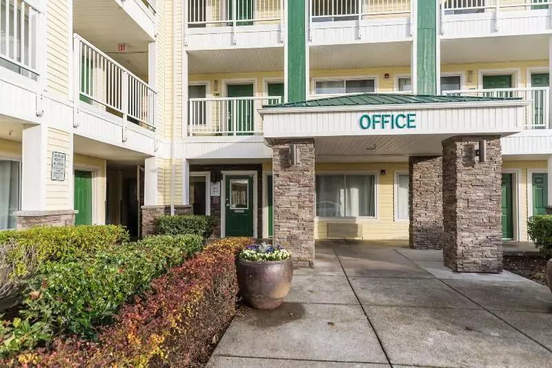 Hotel Hometowne Studios By Red Roof Seattle   Kent/des Moines