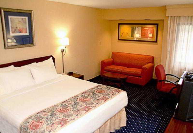 酒店 Quality Inn & Suites