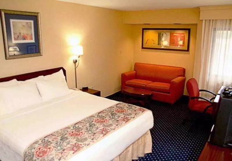 ホテル Quality Inn & Suites