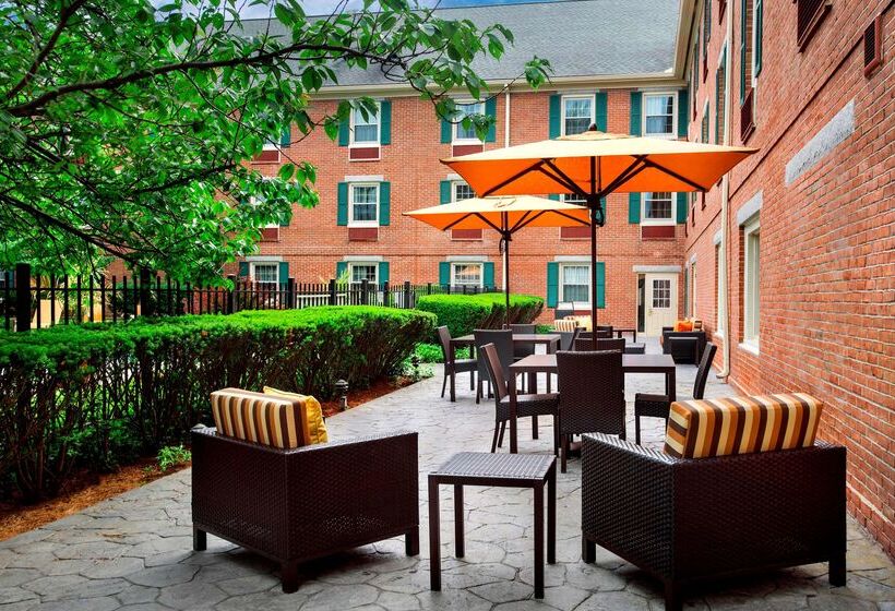 Отель Sonesta Select Boston Danvers