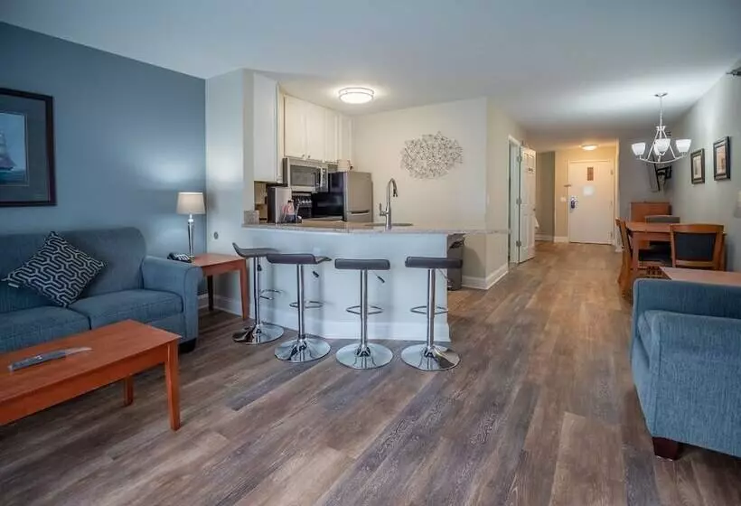 酒店 The Cove Of Lake Geneva