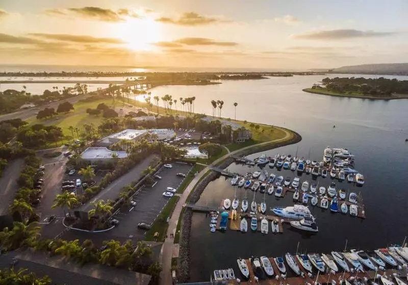 Отель The Dana On Mission Bay