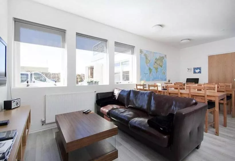 تختخواب و صبحانه Kef Guesthouse By Keflavík Airport