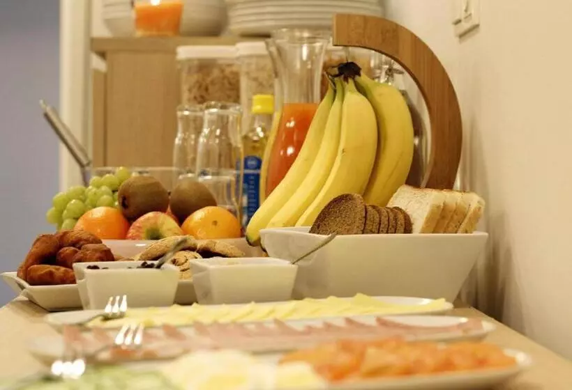 تختخواب و صبحانه Kef Guesthouse By Keflavík Airport