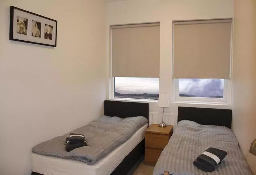 تختخواب و صبحانه Kef Guesthouse By Keflavík Airport
