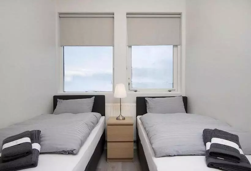 تختخواب و صبحانه Kef Guesthouse By Keflavík Airport