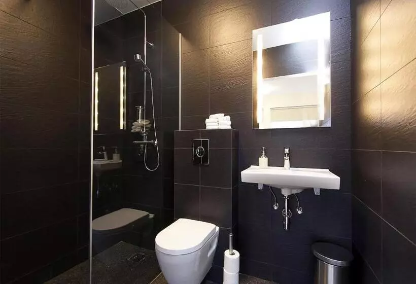 تختخواب و صبحانه Kef Guesthouse By Keflavík Airport