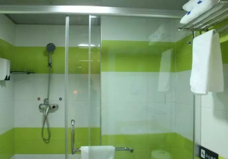 Hotelli 7 Days Inn Chengdu Railway South Station