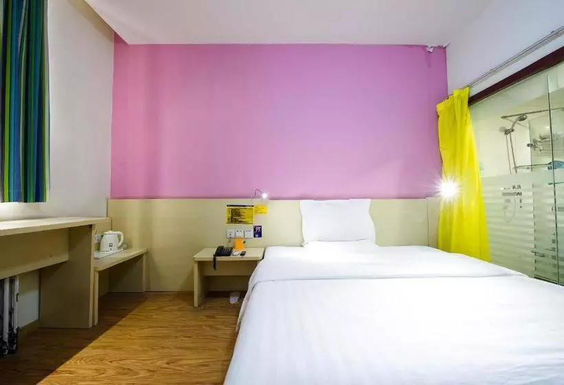 هتل 7days Inn Guangzhou New Tianhe Park