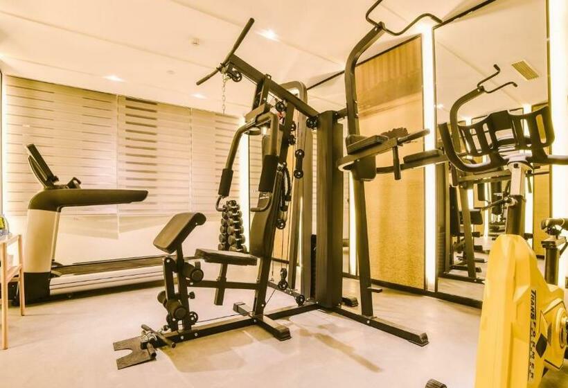 Atour Hotel Wuhan Changqing Road Branch