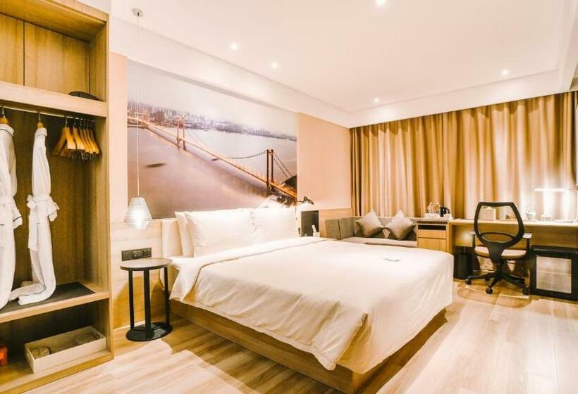 Atour Hotel Wuhan Changqing Road Branch