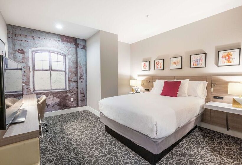 فندق Hilton Garden Inn Wichita Downtown