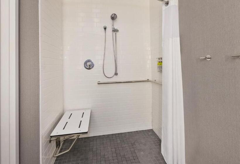 Отель Staybridge Suites Pittsburgh Airport, An Ihg